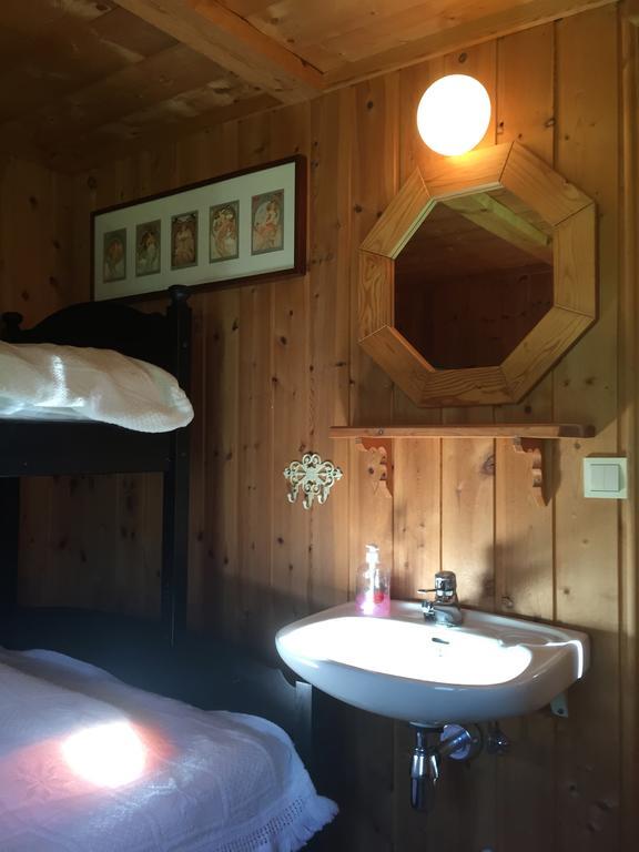 Kvaale Gard Lom Quarto foto